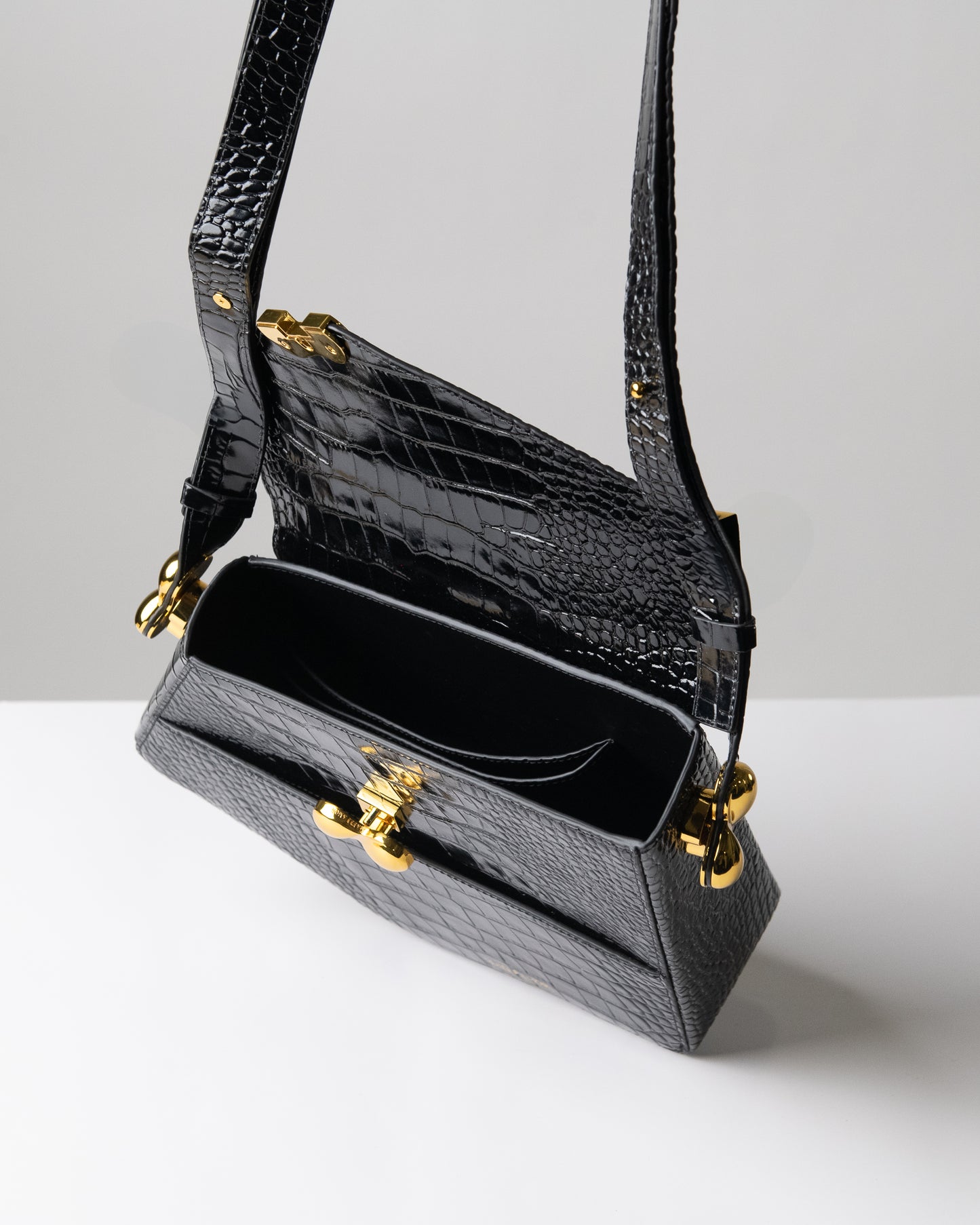 Aisa Handbag