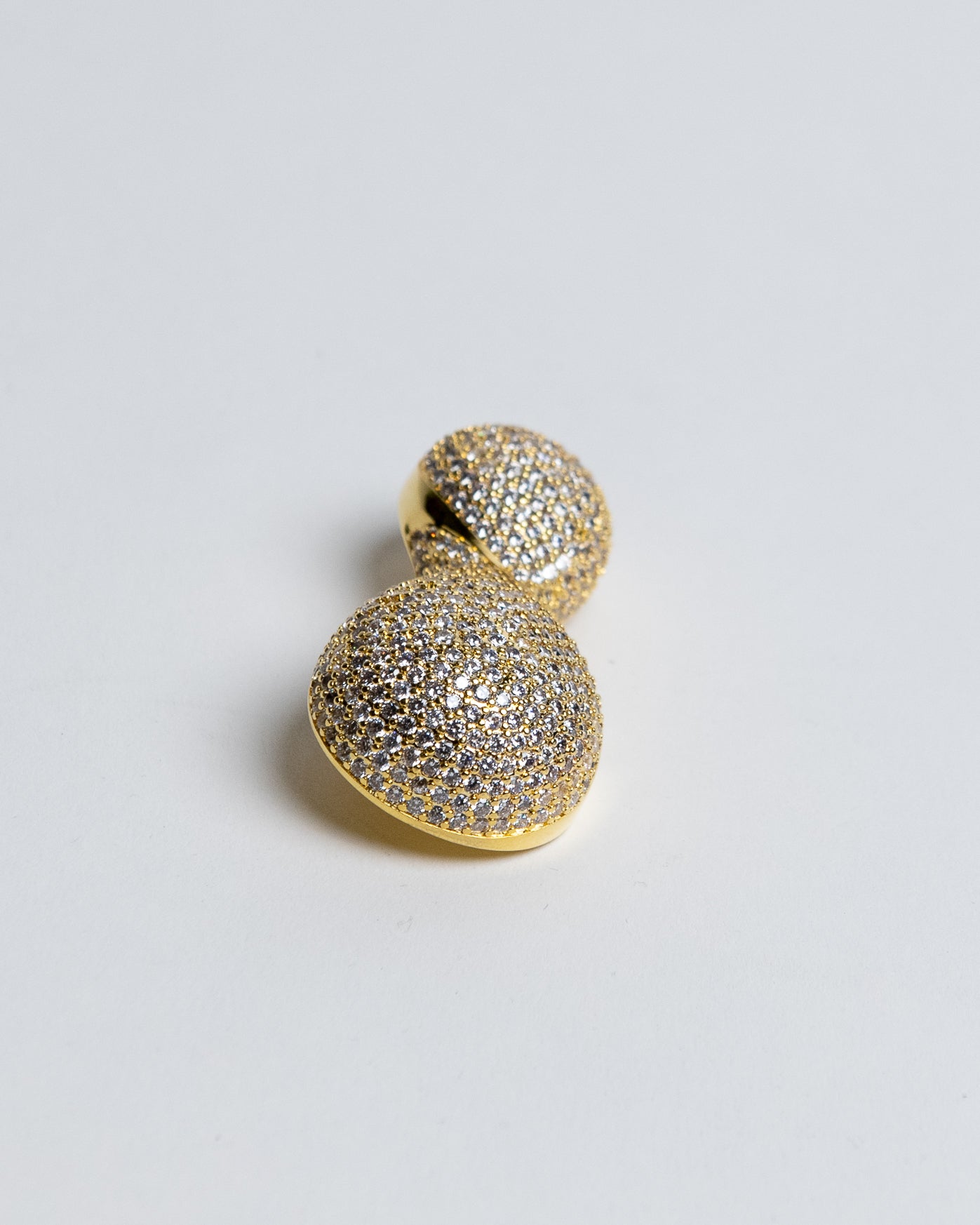 Lubi Brooch
