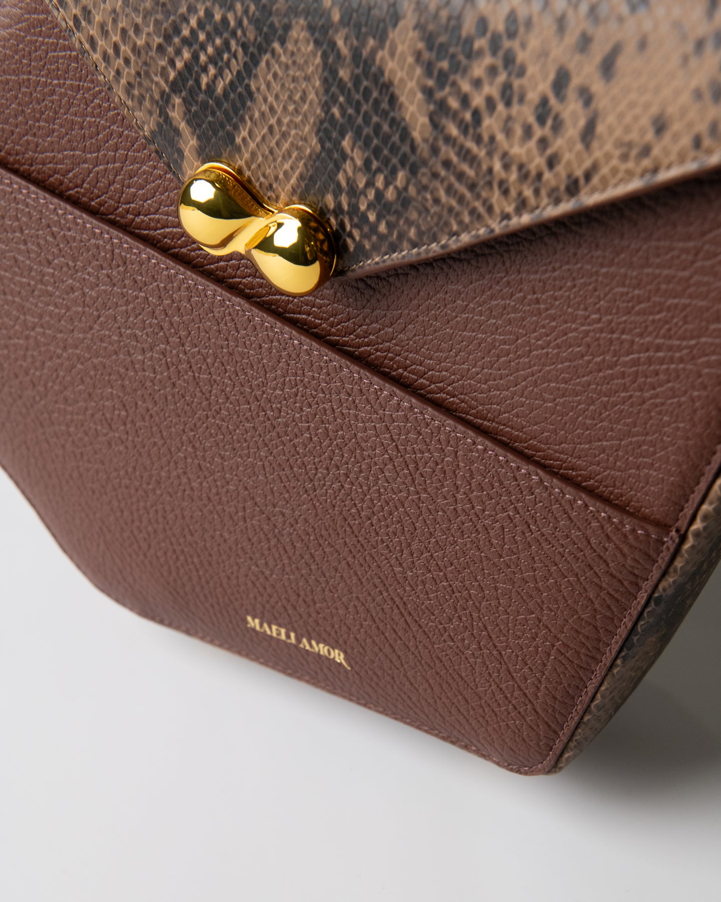 Aisa Handbag Brown